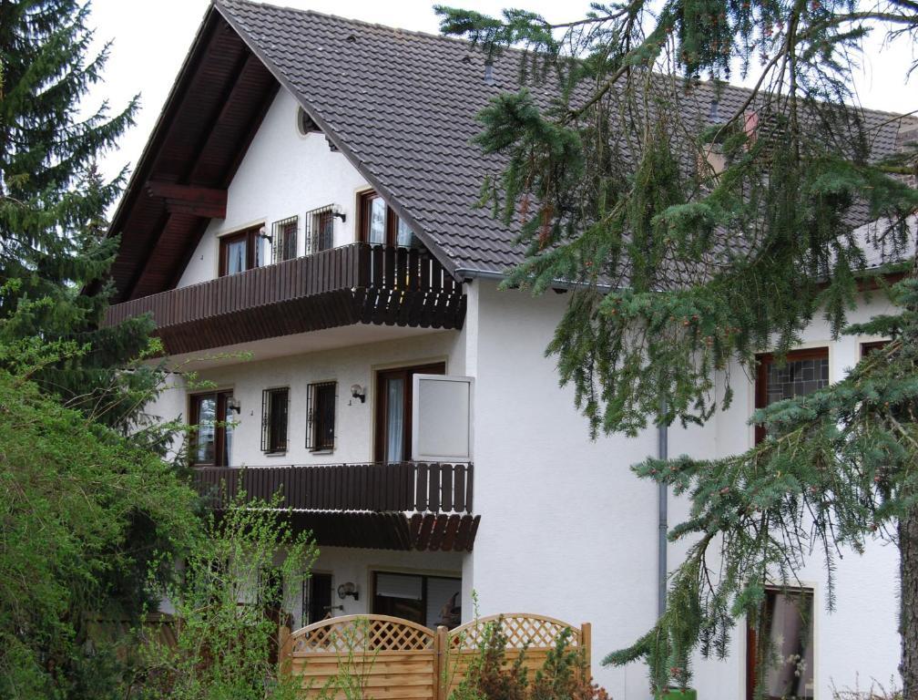 Landhotel Sonneneck - Breuna Im Naturpark Exterior photo
